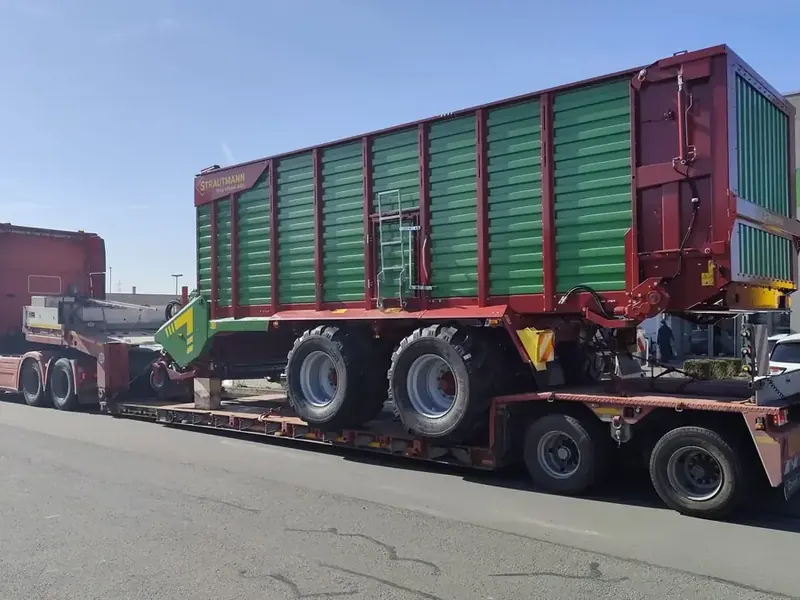 Põllumajandushaagise transport madelhaagisel