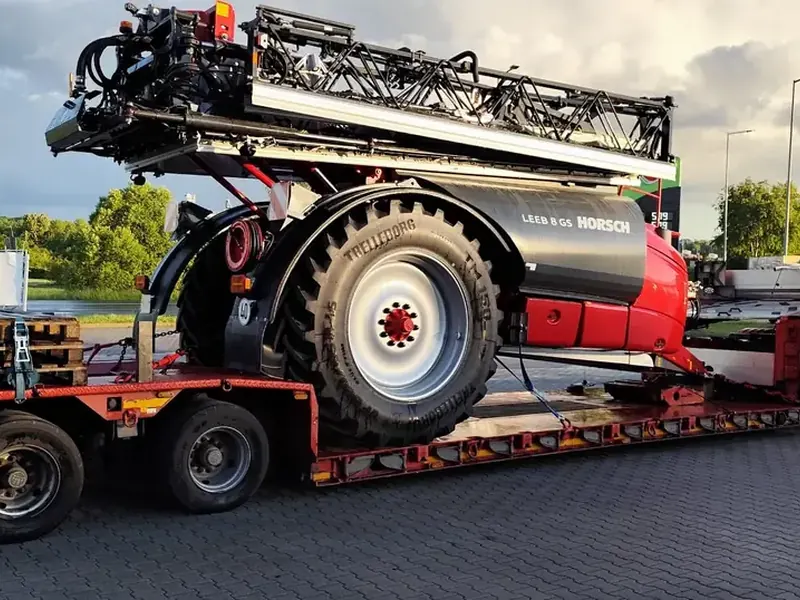 Taimekaitsepritsi transport madelhaagisel